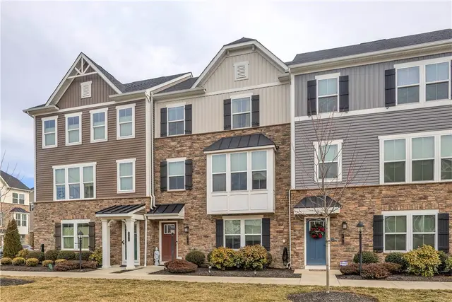 703 Truth Ln gallery image 2