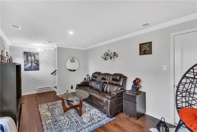703 Truth Ln gallery image 6