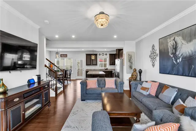 703 Truth Ln gallery image 15