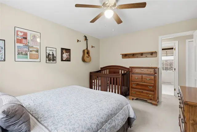 703 Willowcrest Dr gallery image 9
