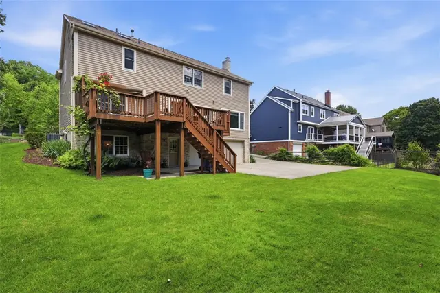 703 Willowcrest Dr gallery image 14