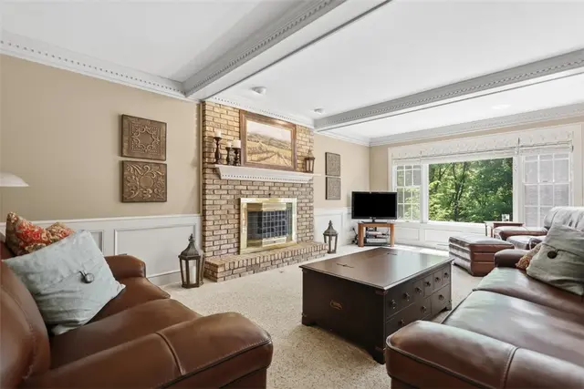 703 Willowcrest Dr gallery image 29