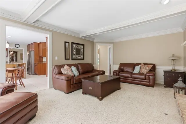 703 Willowcrest Dr gallery image 31