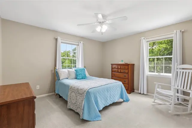 703 Willowcrest Dr gallery image 33
