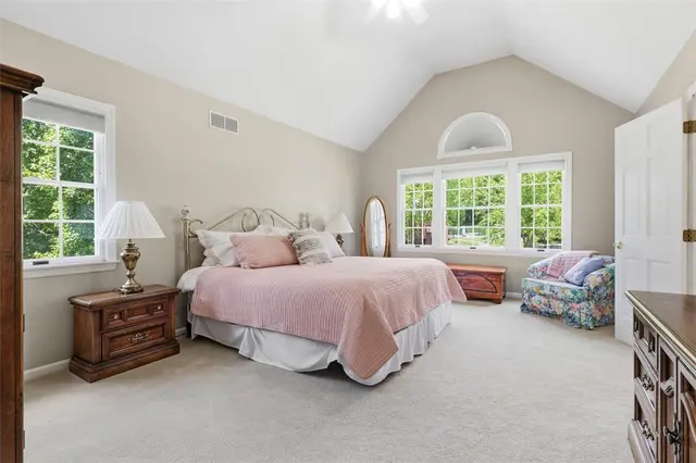 703 Willowcrest Dr gallery image 37