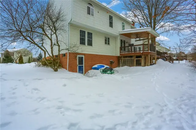 704 Helen Court gallery image 40