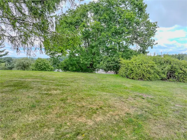 704 LIMESTONE DRIVE gallery image 19