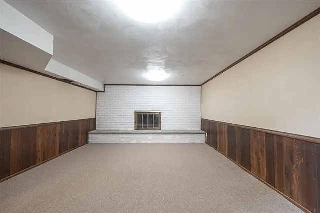 704 LIMESTONE DRIVE gallery image 36