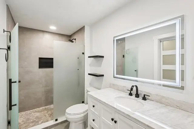 705 Forest Edge COURT gallery image 10