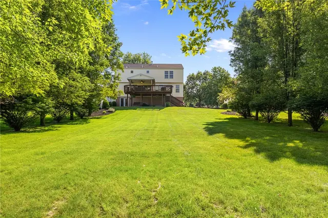 706 Williamsburg Ct gallery image 37