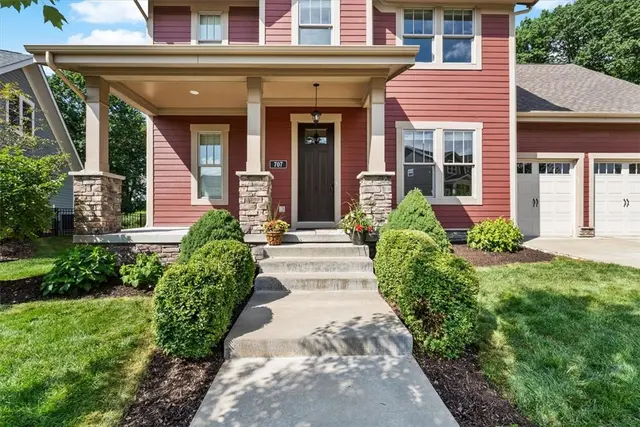 707 Onondaga Cir gallery image 6