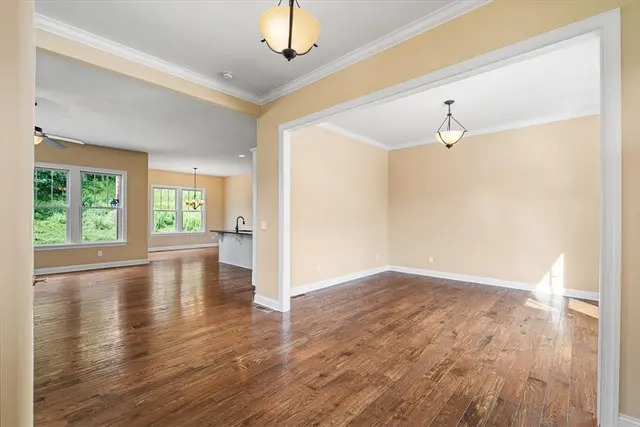 707 Onondaga Cir gallery image 29