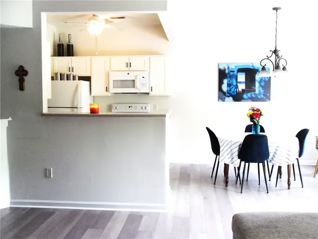 707 Sonie Drive gallery image 4