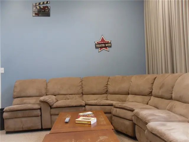 707 Sonie Drive gallery image 10