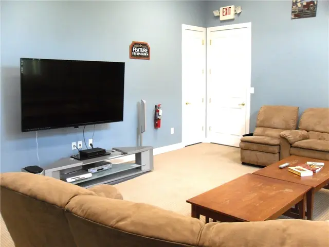 707 Sonie Drive gallery image 15