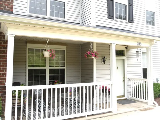 707 Sonie Drive gallery image 33