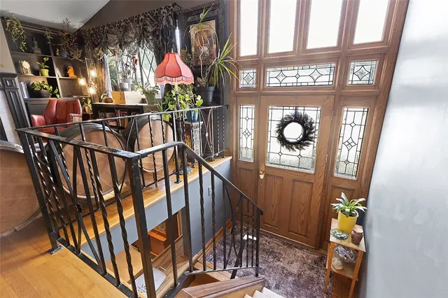 708 Mica Dr gallery image 6