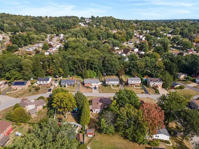 708 Mica Dr gallery image 19