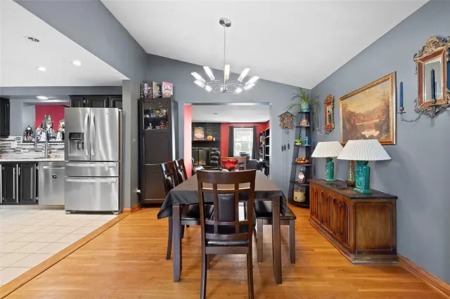 708 Mica Dr gallery image 32