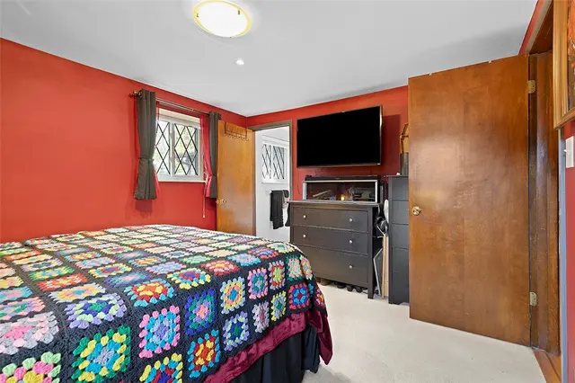 708 Mica Dr gallery image 33
