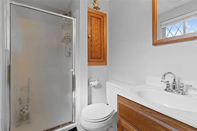 708 Mica Dr gallery image 36