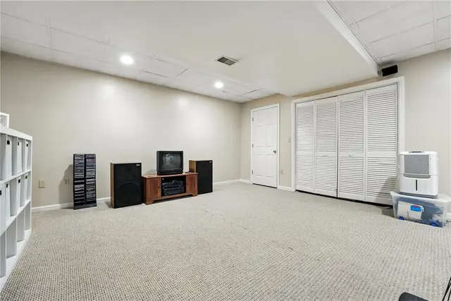 708 Reiser Court gallery image 3
