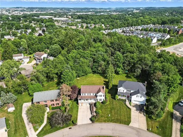 708 Reiser Court gallery image 4