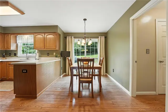 708 Reiser Court gallery image 30