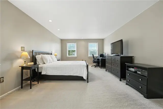 708 Reiser Court gallery image 33