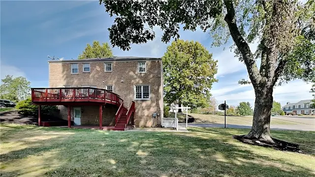 7102 Cresswyck Ct. gallery image 13