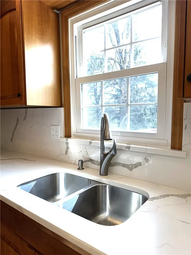 7102 Cresswyck Ct. gallery image 14
