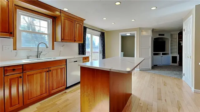 7102 Cresswyck Ct. gallery image 33