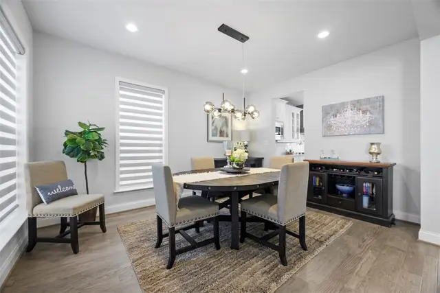 711 Withers Park Dr gallery image 11