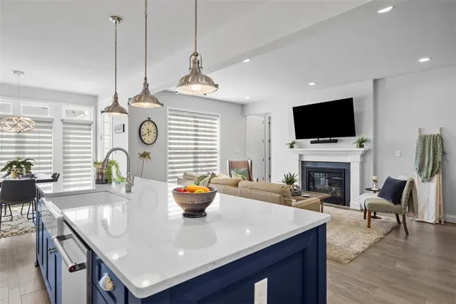 711 Withers Park Dr gallery image 15