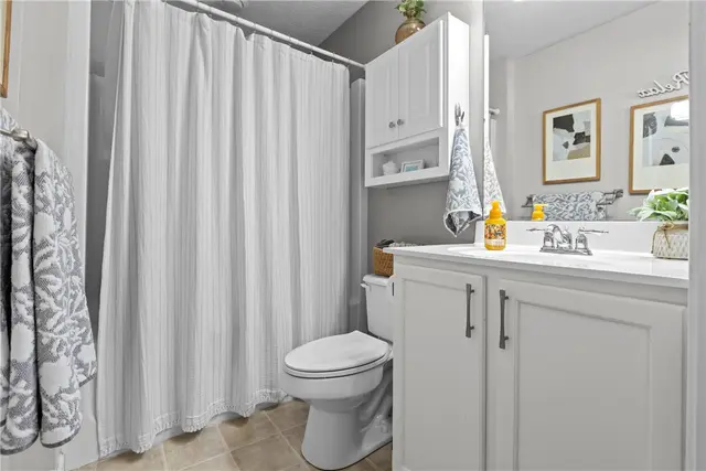 713 Norwegian Spruce Dr gallery image 11
