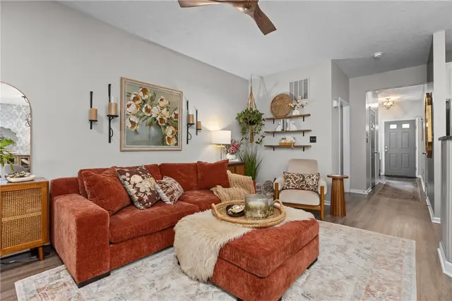 713 Norwegian Spruce Dr gallery image 22