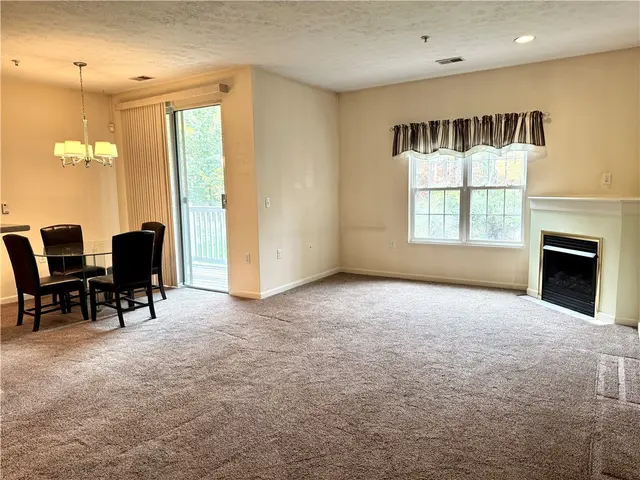 713 Stockton Ridge gallery image 12