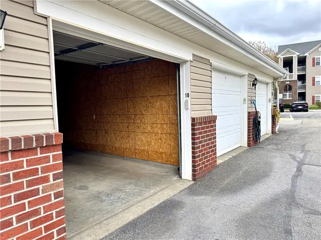 713 Stockton Ridge gallery image 17