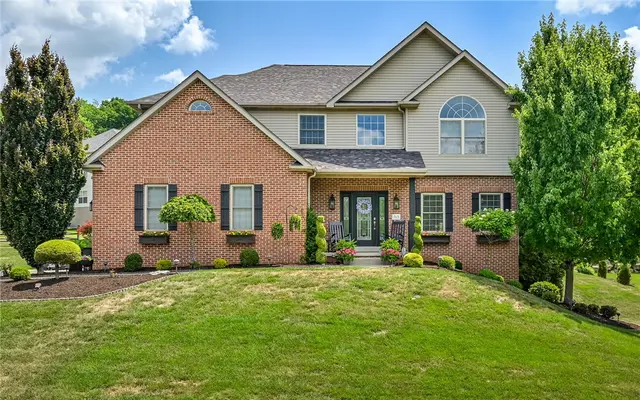 715 Breckland Drive gallery image 2