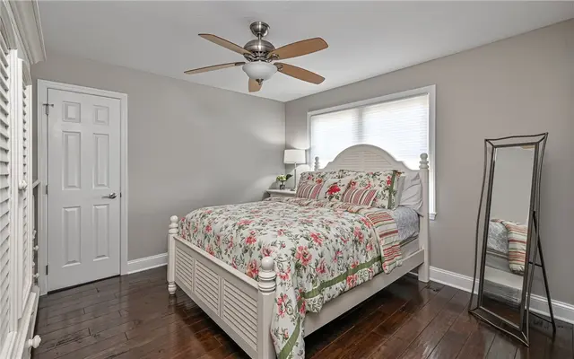 715 Breckland Drive gallery image 9