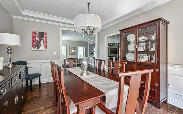 715 Breckland Drive gallery image 12