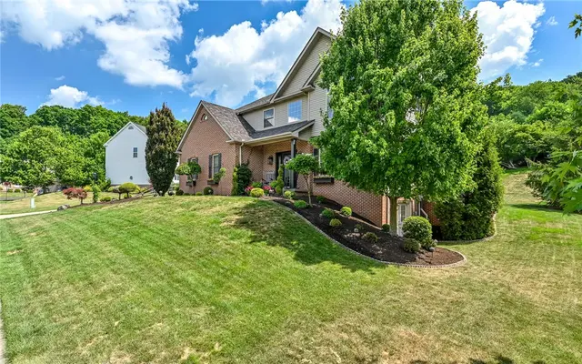 715 Breckland Drive gallery image 15