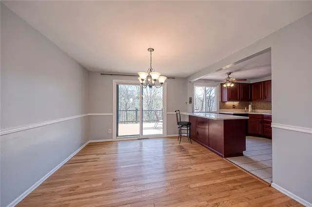 715 MOONSTONE DRIVE gallery image 12