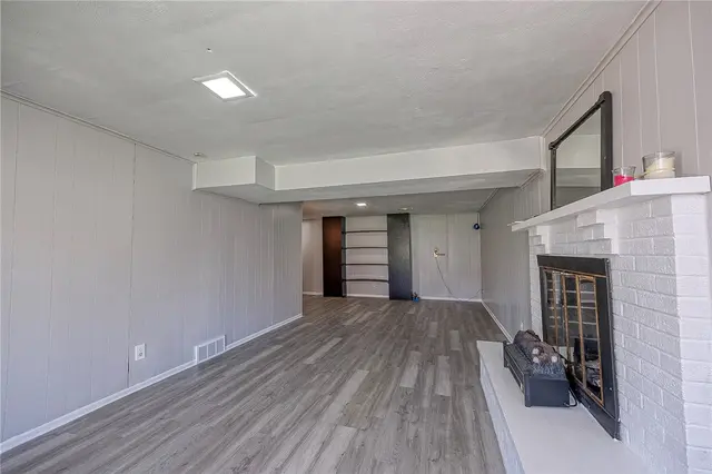 715 MOONSTONE DRIVE gallery image 25