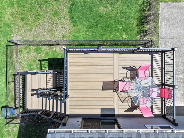 715 MOONSTONE DRIVE gallery image 30