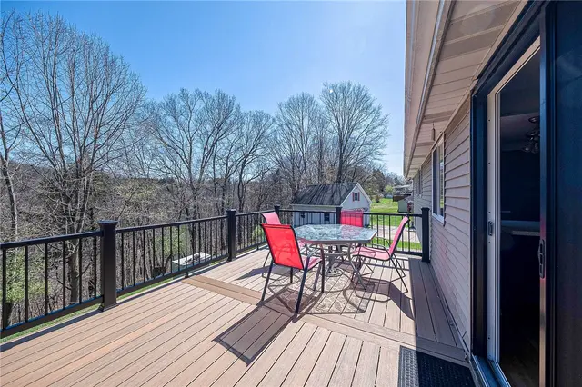715 MOONSTONE DRIVE gallery image 32
