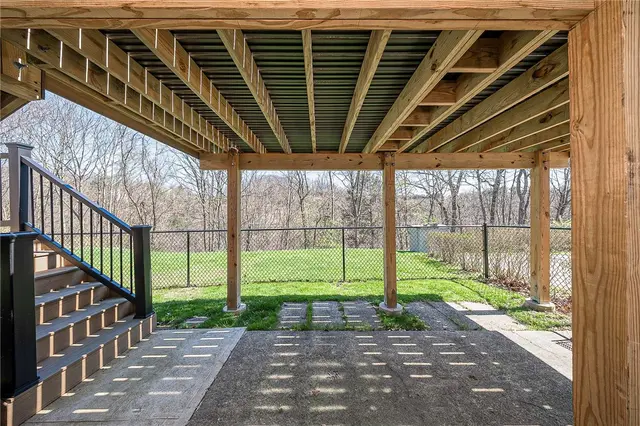 715 MOONSTONE DRIVE gallery image 33