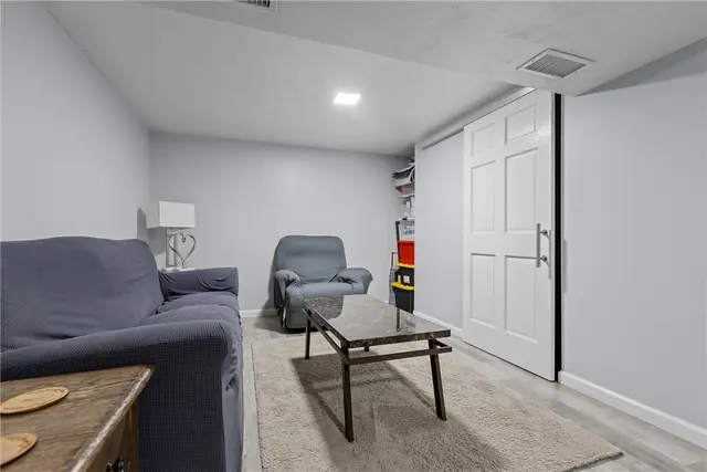 716 Redstone Drive gallery image 24