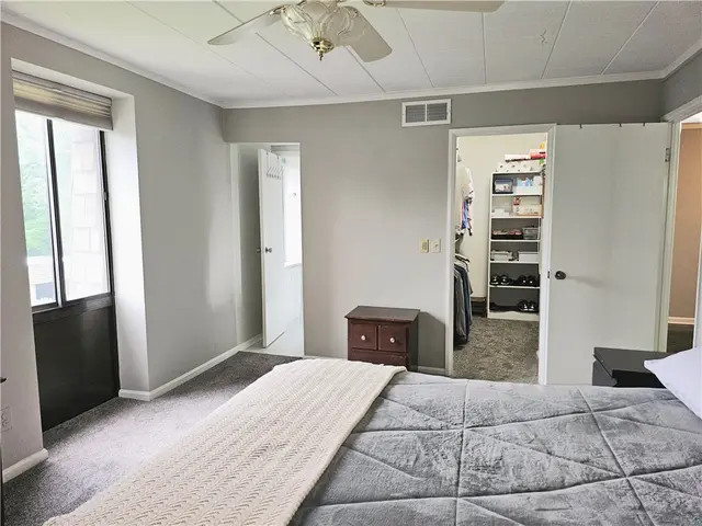 72 LINDEN PLACE 36 gallery image 27