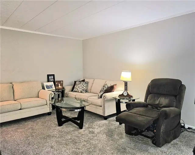 72 LINDEN PLACE 36 gallery image 29